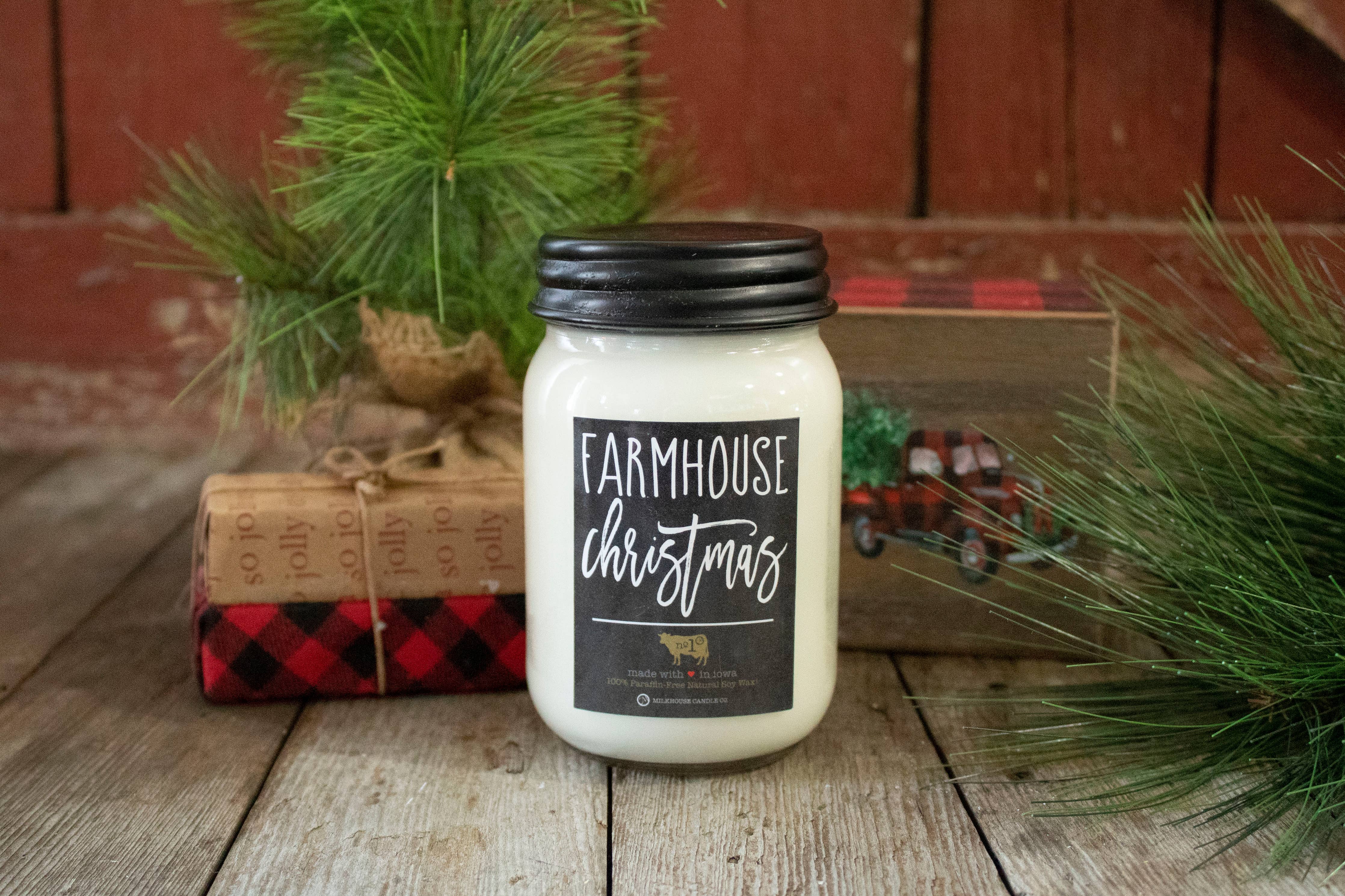 13 oz Mason Jar Christmas Candle: Farmhouse Christmas