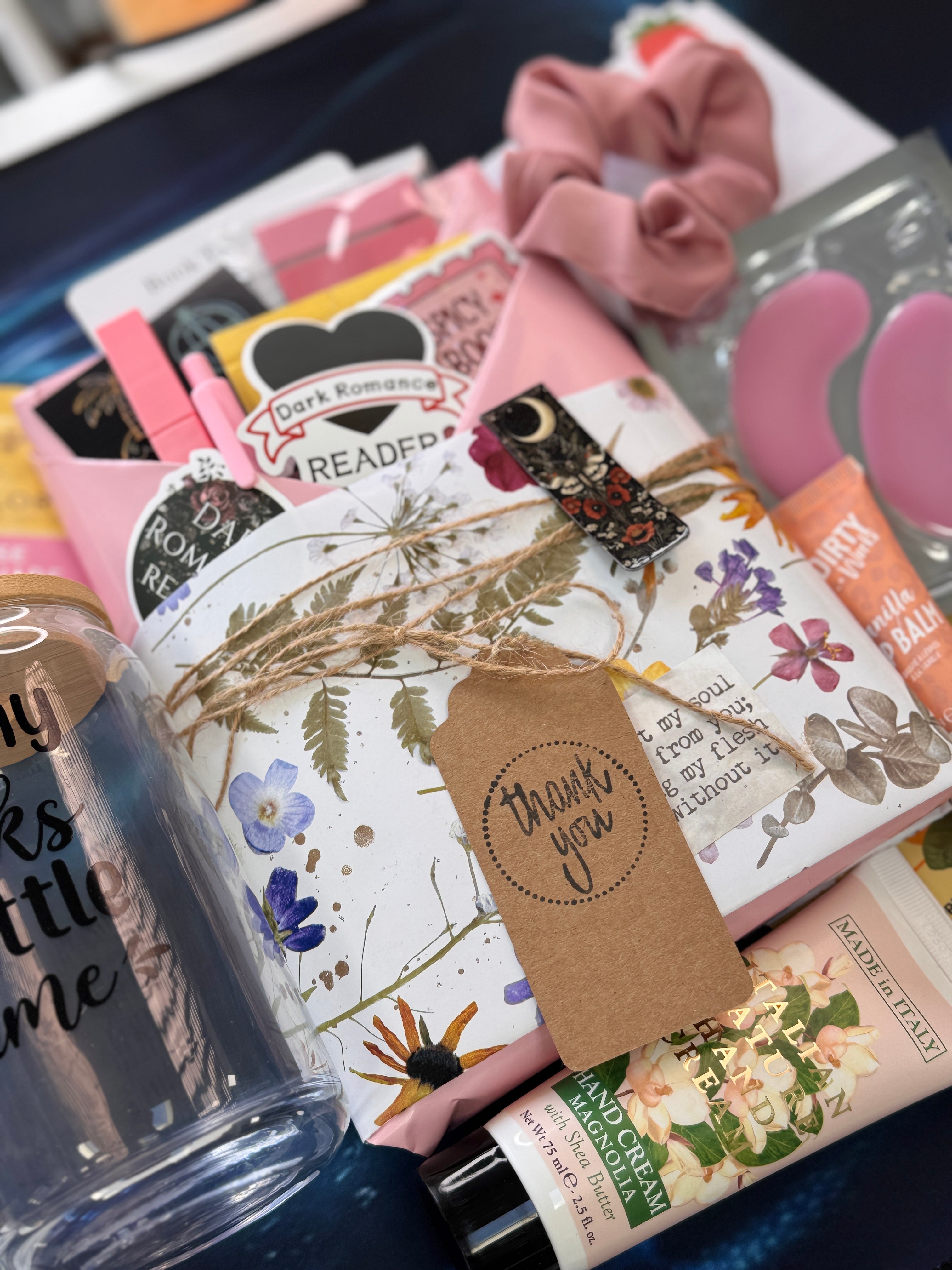 Blind Date with a Book - Deluxe Edition