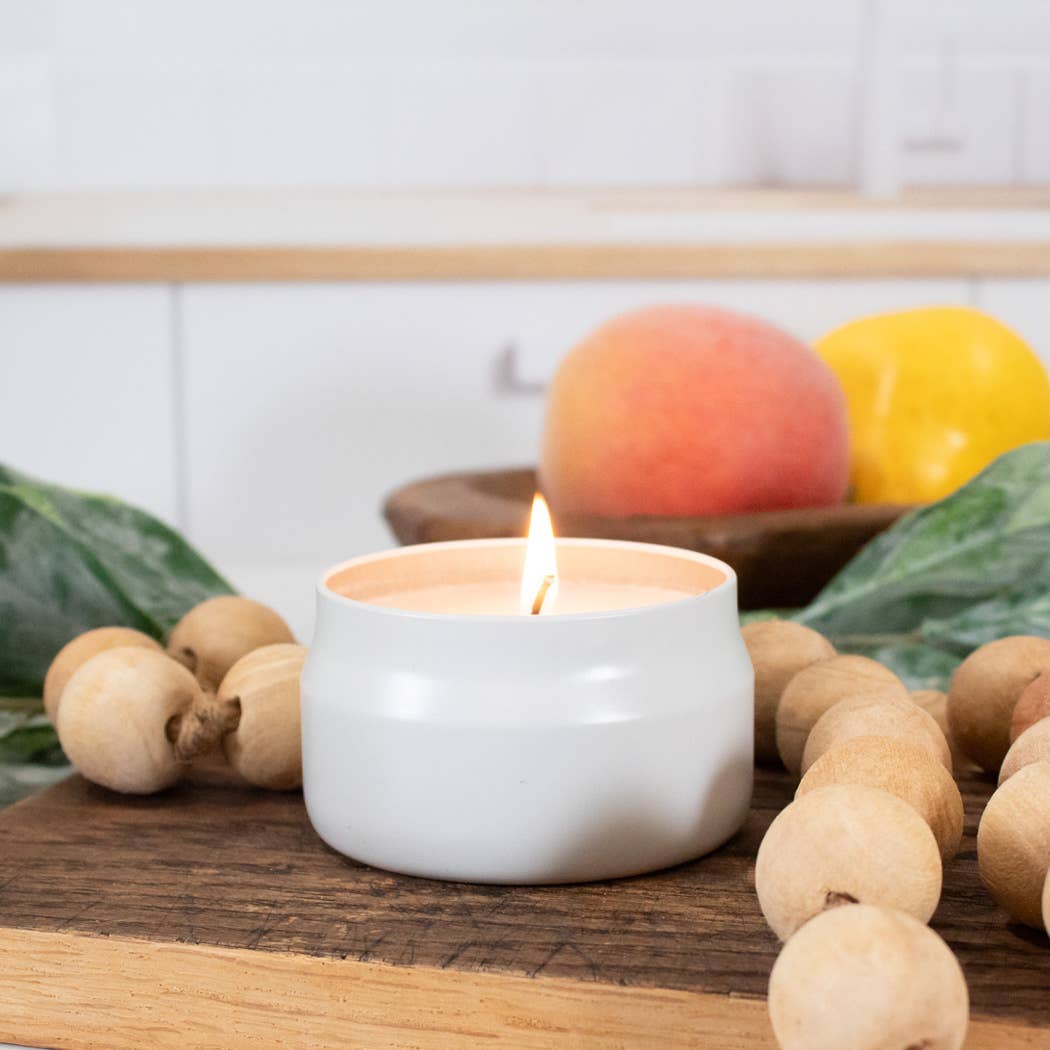 3.75 oz Traveler Tin Candle: Tobacco & Honey